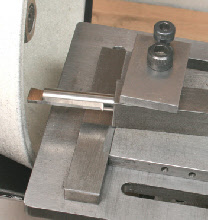 Sharpening lathe tools, boring tool