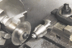 Dividing on the lathe