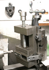 Milling on the lathe, vertical slide, Toolmakers style vice