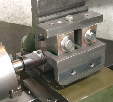 Milling on the lathe, vertical slide
